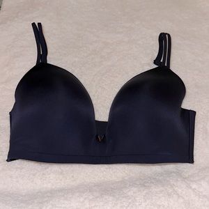 Victoria’s Secret wireless lightly padded bra navy size 34DD